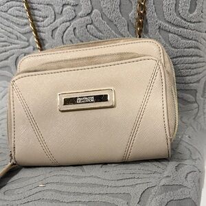 Kenneth Cole Reaction Beige Crossbody Bag with Gold Chain